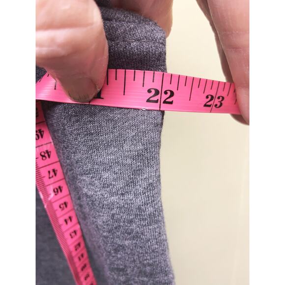 Michael Kors Mens 1/4 Zip Shoulder Spellout Gray Sweatshirt Size L - Picture 7 of 8